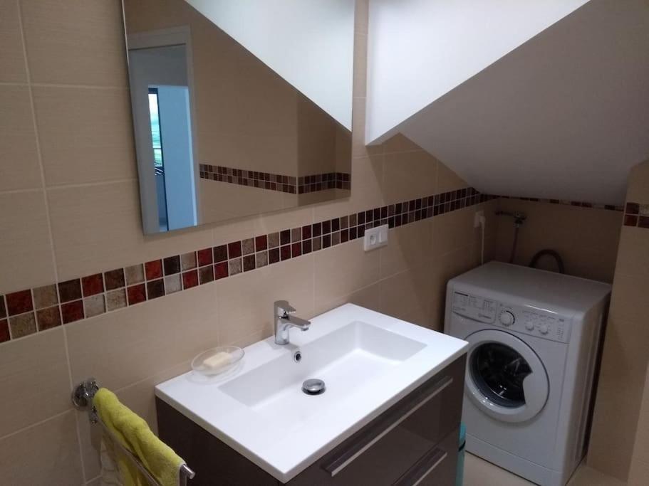 Charmant Appartement T2 Neuf ,Calme Tout Confort. Cases-de-Pene Luaran gambar